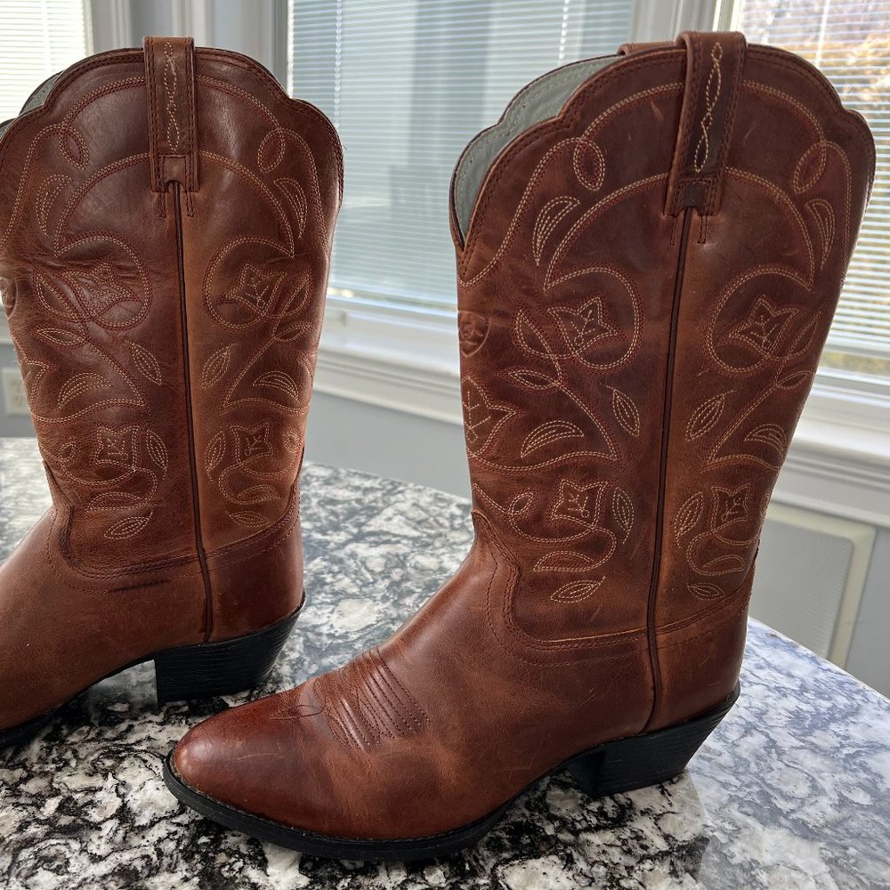 Ariat Heritage Western R Toe Cowboy Boot, Women's Size 8 Width B